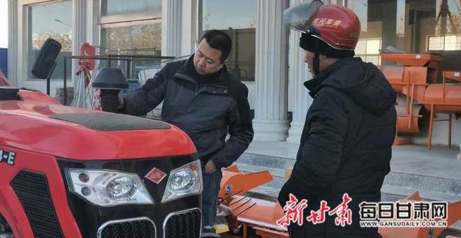金塔:备足农机“粮草”夯实春耕“底气”(图2)