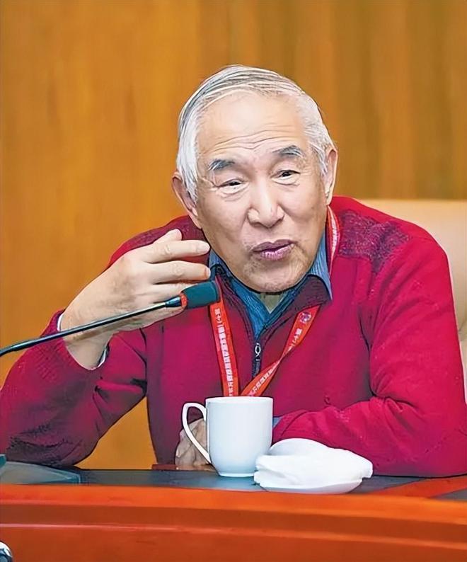终身制没了！两院修改章程明确加入外国籍视为放弃院士称号(图22)