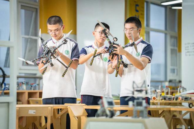这个学校学生眼里有光(图3)