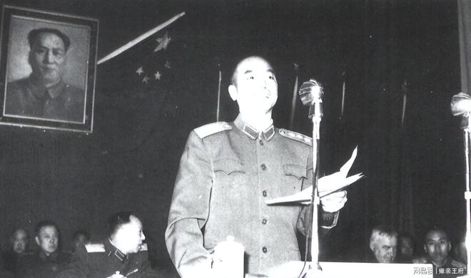 72年叶帅接见了回京的萧克闲聊时安慰道：这些年你受了不少委屈(图1)