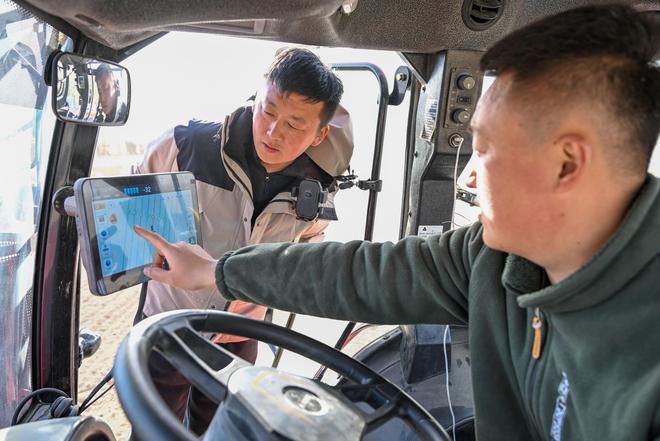 春耕图里有“新”意绘就生产好“丰”景(图6)